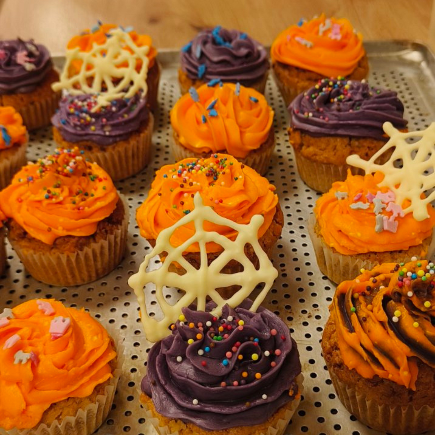 Домашен къп кейк с крем маскарпоне и ягоди